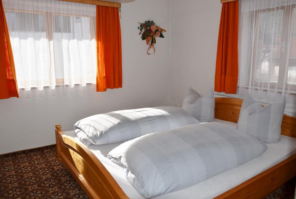 Sonnenheim Villa Forchach Szoba fotó